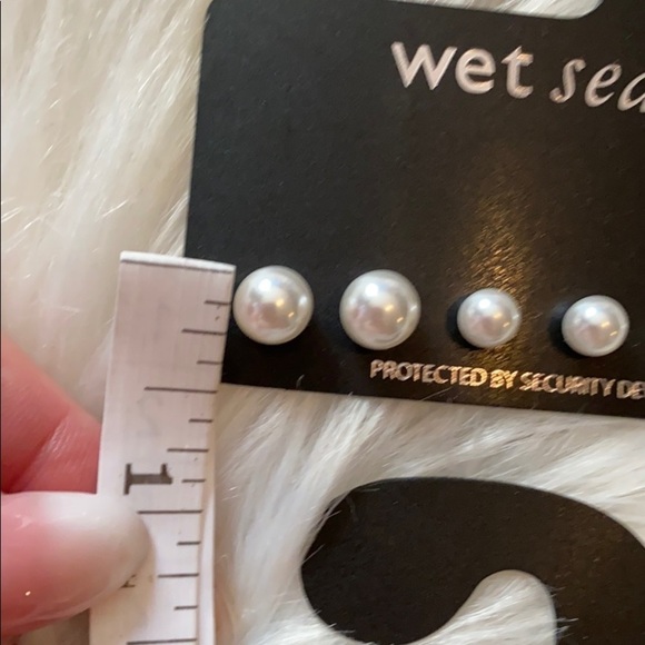 New without tags wet seal earrings - Picture 6 of 14